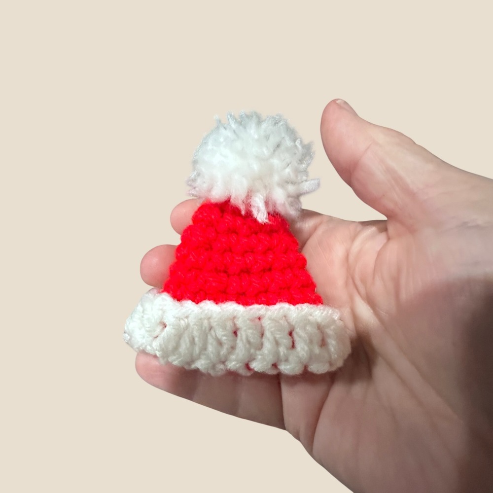Handmade Crochet Mini Santa Hat Ornament Christmas Decor Red White Pom Beanie - Picture 1 of 7